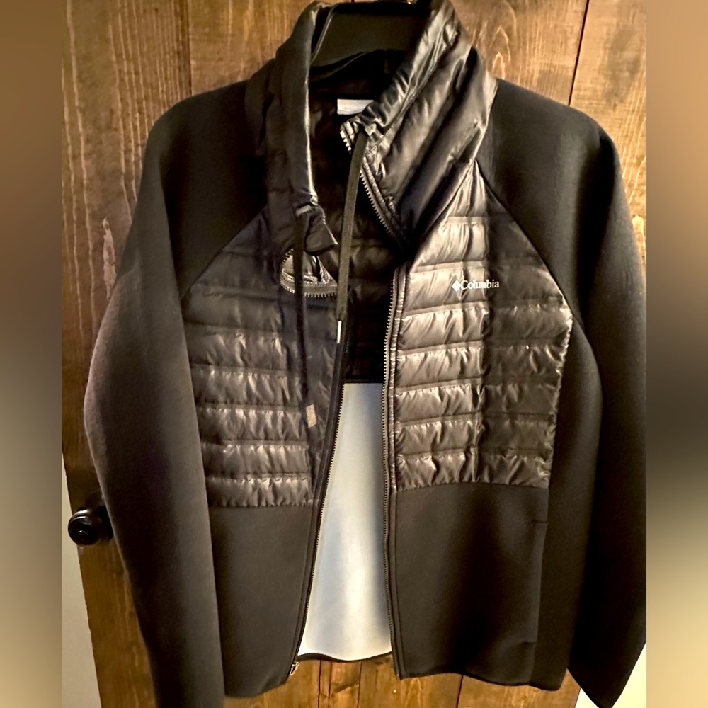 Columbia lightweight jacket. Size XL great condition!